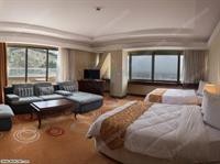 shiraz hotel