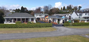 Accent On Taupo,Two Mile Bay>>Taupo,4 star