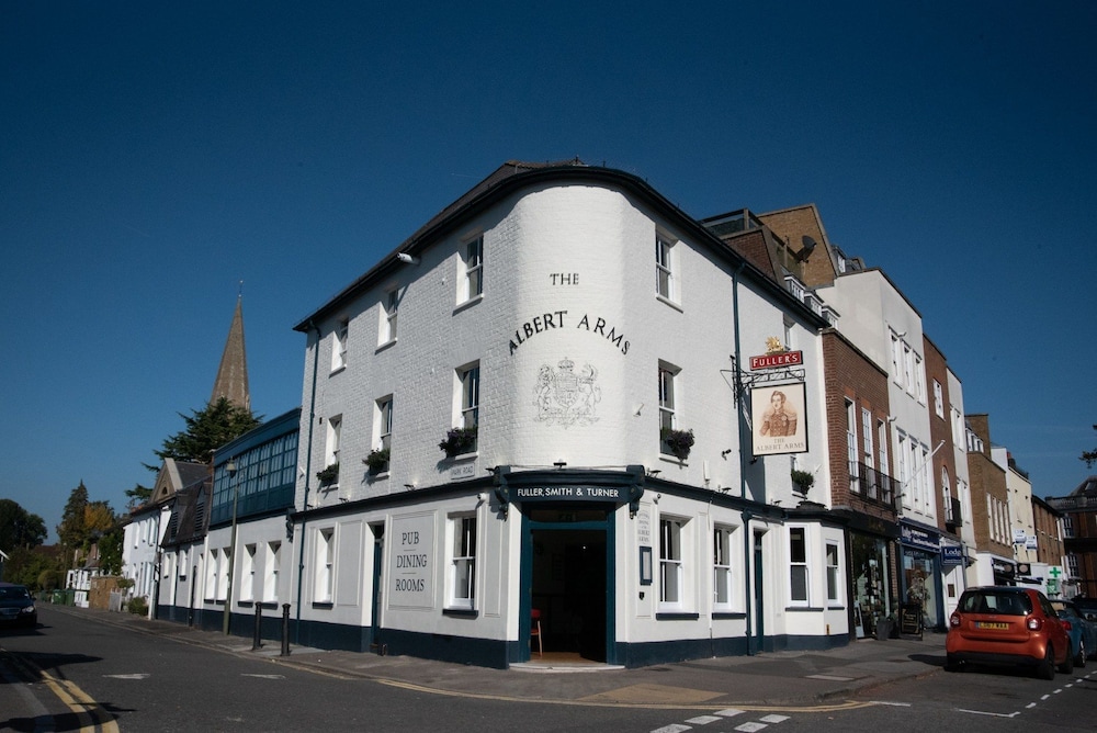 The Albert Arms,,3.5 star