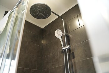 Charming 1-Bed & Balcony Flat In Merthyr Tydfil,United Kingdom>>Merthyr Tydfil,0 star