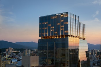 the ritz carlton fukuoka