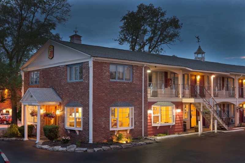 Super 8 By Wyndham Sturbridge,Sturbridge>>Southbridge,2 star