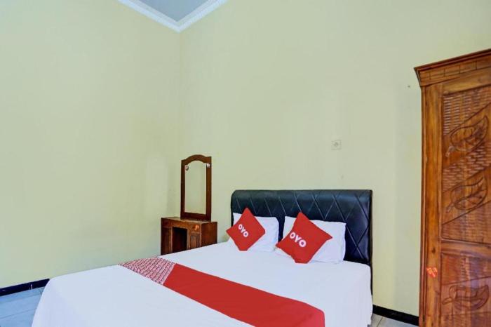 Oyo 92387 Ratu Homestay Syariah,Indonesia>>Banyuwangi,2.5 star