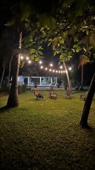 Paradise Bay,El Salvador>>Usulutan,2 star