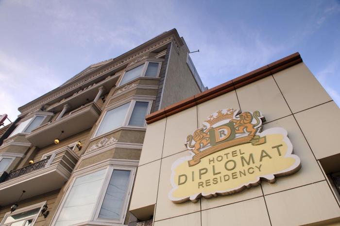 Hotel Diplomat Residency