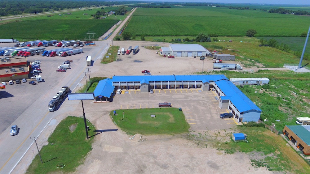 Americas Best Value Inn Elm Creek,In Elm Creek,2 star