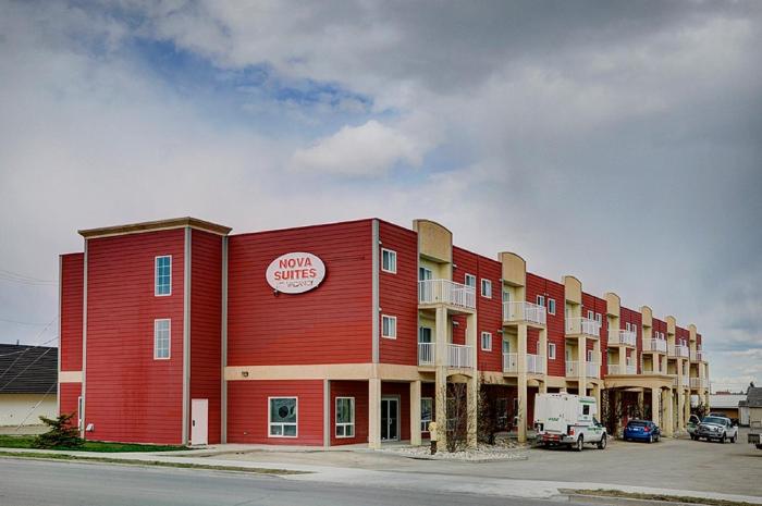 Nova Inn Edson,Alberta>>Edson,3 star
