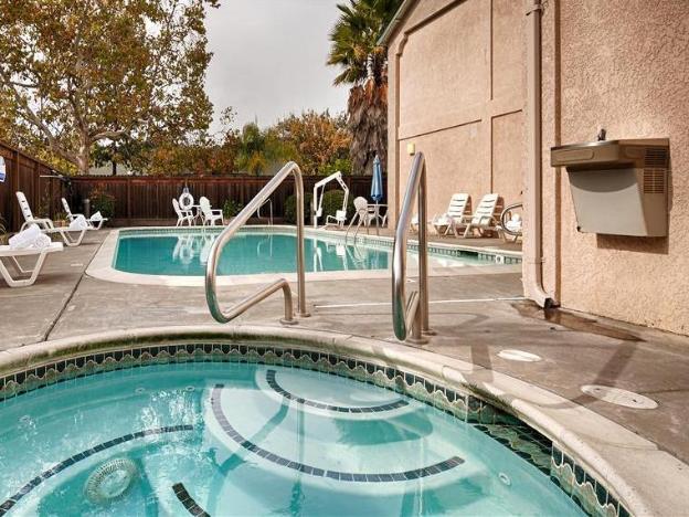 Cloverdale Wine Country Inn & Suites,Sonoma>>Cloverdale,3 star