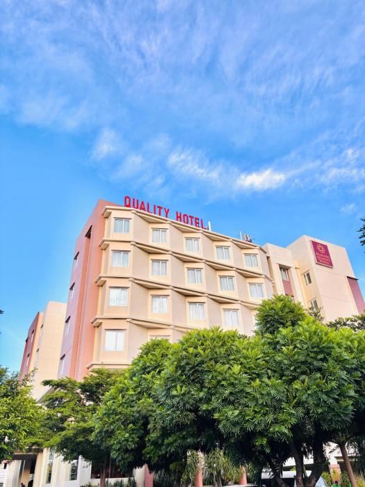 manado quality hotel