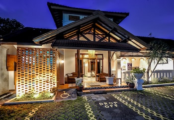 rumah mertua heritage