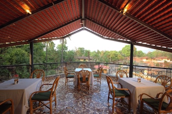 Konkan Crown Resort & Club Sawantwadi,Goa>>Arambol,3 star