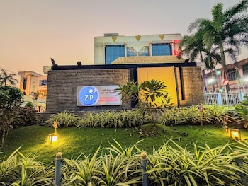 Zip By Spree Hotels Surabi International Vellore,Kosapet,3 star