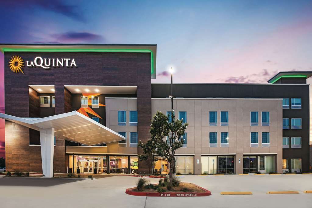 la quinta inn and suites mcallen la plaza mall
