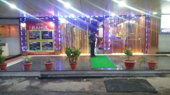 Hotel Rahul,Near Sitabuldi Fort,2 star