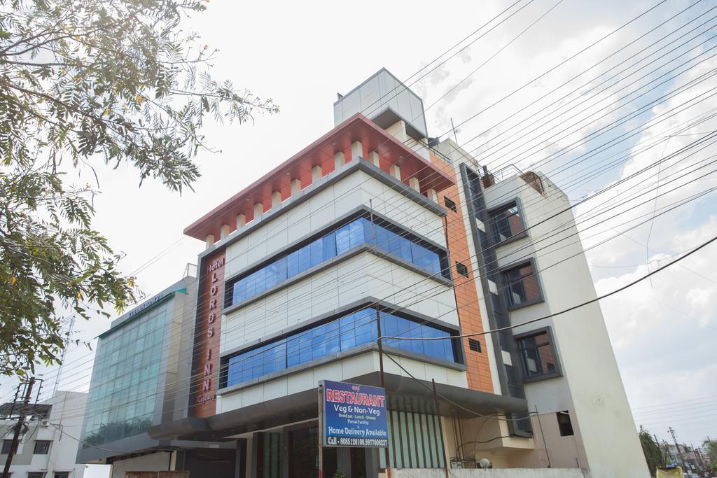 hotel lords inn regency