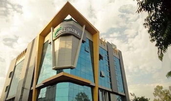 Hotel Shree Vatika,Maharana Pratap Nagar,3 star