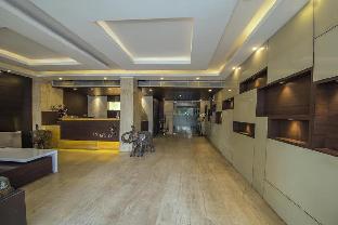 b s park plaza