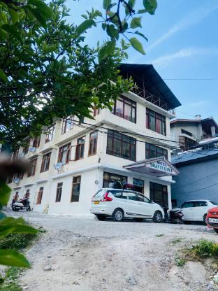 Shanti Kunj,Near The Mall,2 star