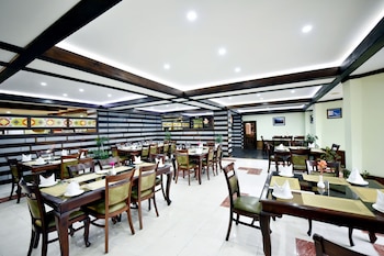 Hotel Shobla Royale,Near Dussehra Ground, Dhalpur , Kullu,3 star