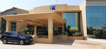 Seven Sky Clarks Exotica, Bhuj,Airport Ring Rd,4 star