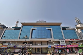 Hotel Harmony,Near Vadodara Train Station,3 star