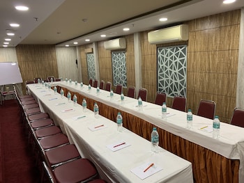 Shila International,Elgin Zone,3 star