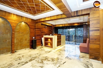 The Yachi's,India>>Rishikesh,2 star