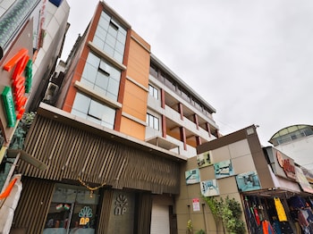 Hotel Nana's Palace,Silvassa>>Daman,2 star