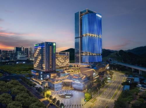 Holiday Inn Express Shenzhen Guangming Cloud Park, An Ihg Hotel,China>>Shenzhen,3 star