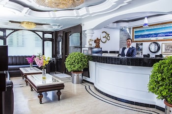 Hotel Drive Inn, Mussoorie,Mall Rd,3 star