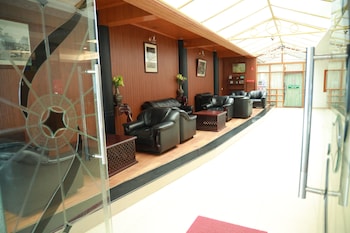 Hotel Glanton Manor,Coonoor Road,3 star