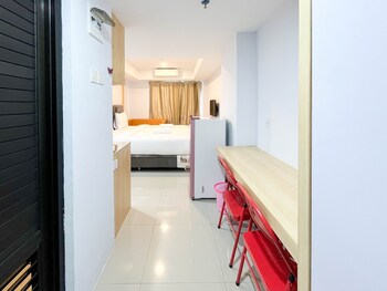 homey and cozy studio at de prima apartment