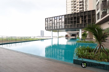 bali deluxe melaka by i housing