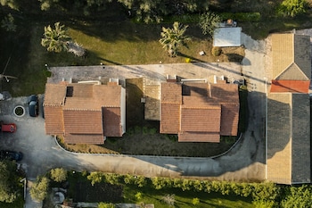 parakladi seaside retreat