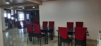 Buddha's Mirror Mountain Retreat,Gangtok>>Aritar,2 star