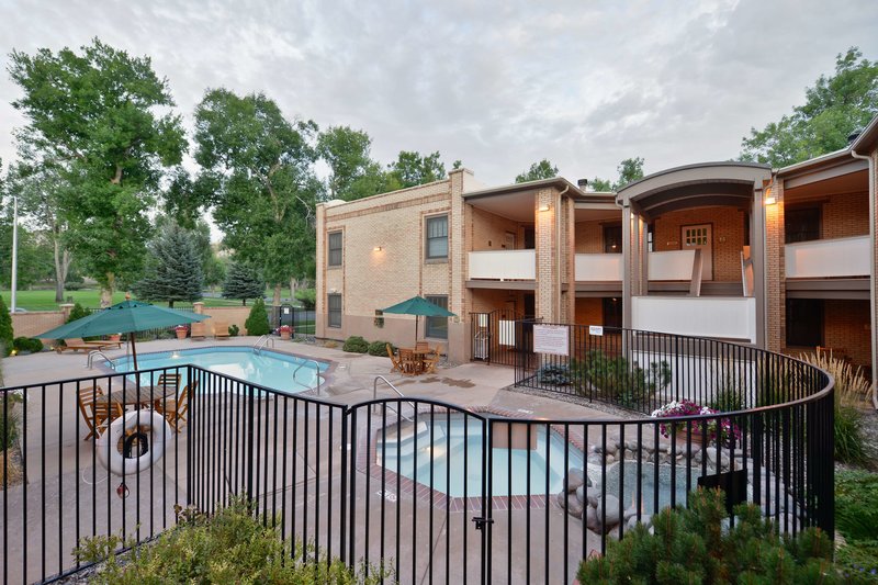 Best Western Plus Plaza Hotel