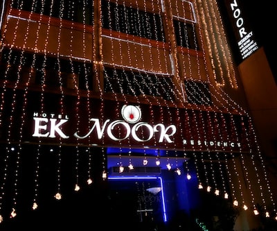 Hotel Ek Noor Residency,Sector 58,3 star