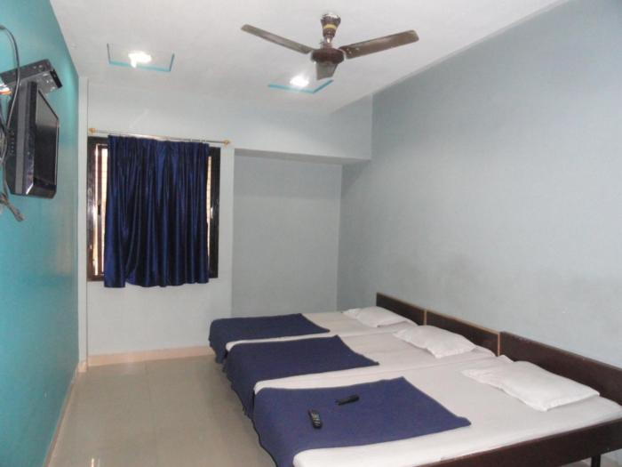 hotel new samrat