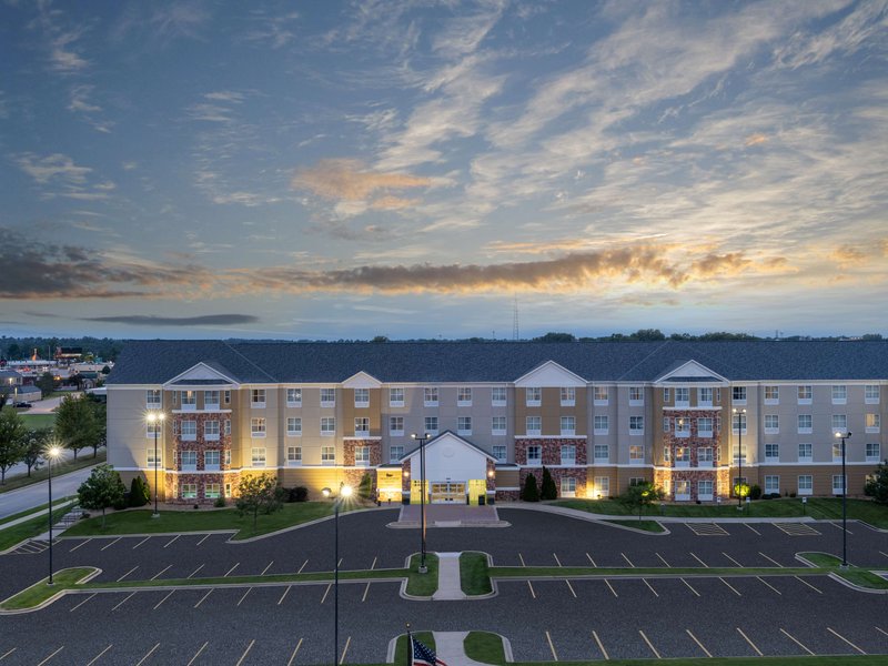 Homewood Suites By Hilton Cedar Rapids-North