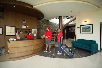 Flag House Resort,Dharampur>>Chail,3 star