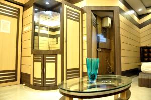 Hotel Esteem,Bhowanipore, Kolkata,3 star