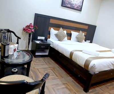 Hotel Varanasi Palace Varanasi,Varanasi Cantt Station,3 star