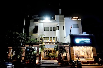 Hotel Cresent,Bhelupur,3 star