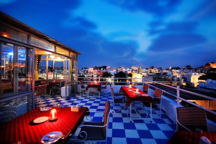 Panorama Guest House,Hanuman Ghat, Out Side Chand Pole,1 star