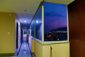 Hotel Royal Palm - A Budget Hotel In Udaipur,Udaipole Bus Station,3 star