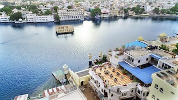 Hotel Devraj Niwas On Lake Pichola Udaipur,Lal Ghat,3 star