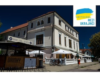 Grandhotel Sluchátko,Pavlice>>Geras,2 star