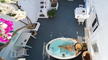 Santorini Paradise Cave Houses,Santorini>>Oia,3 star