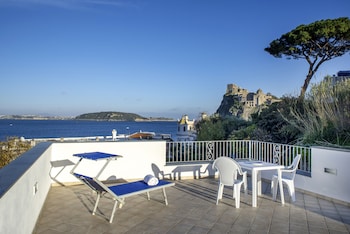 La Vigna - Rooms & Apartments,Italy>>Ischia,0 star