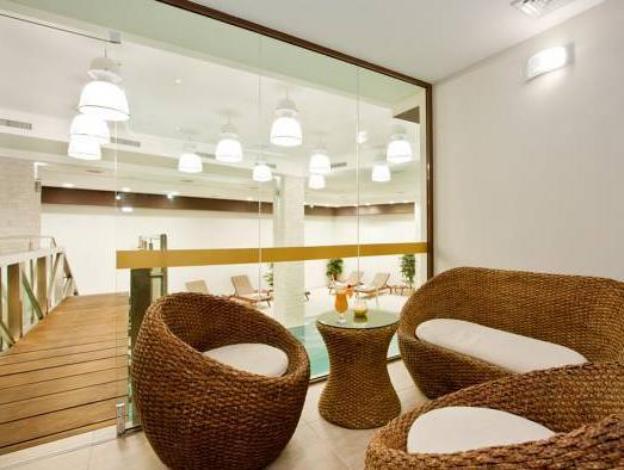earth and people hotel and spa